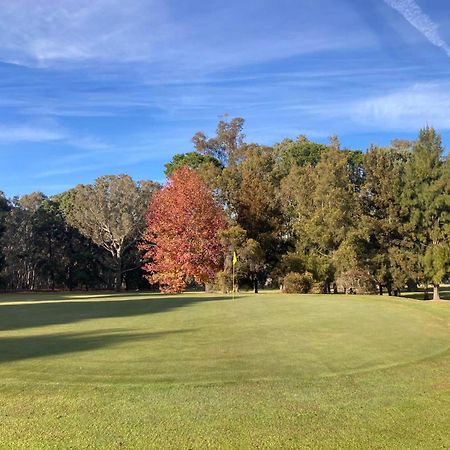 Corowa Golf Club Motel 외부 사진
