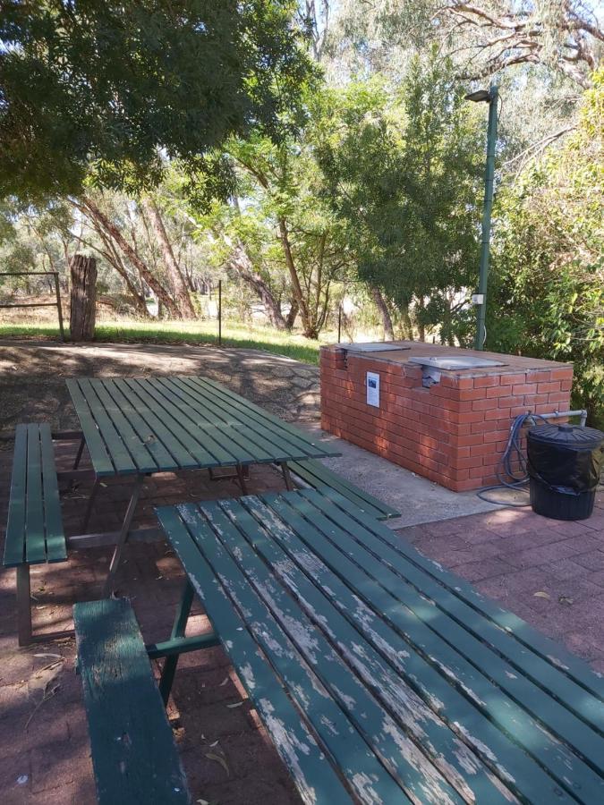 Corowa Golf Club Motel 외부 사진