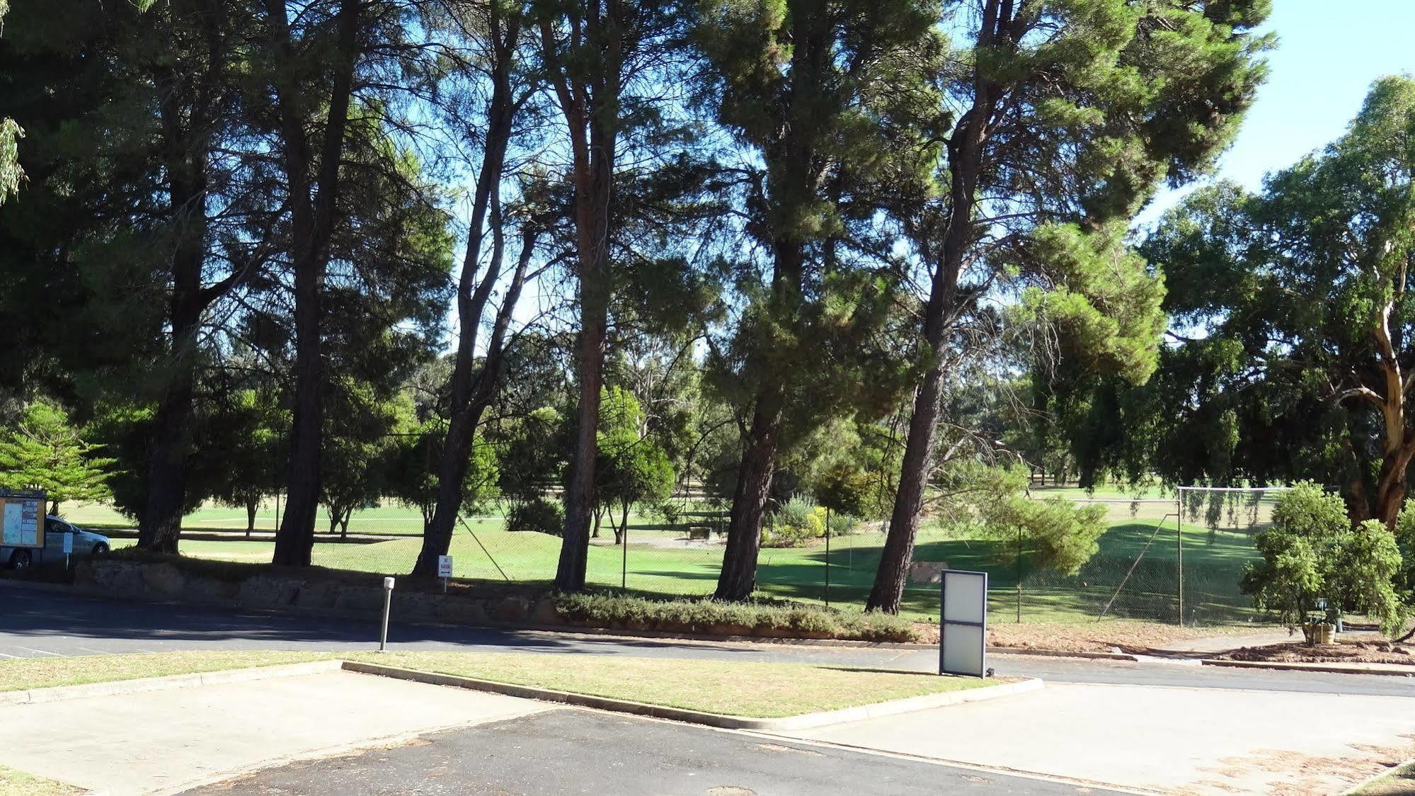 Corowa Golf Club Motel 외부 사진